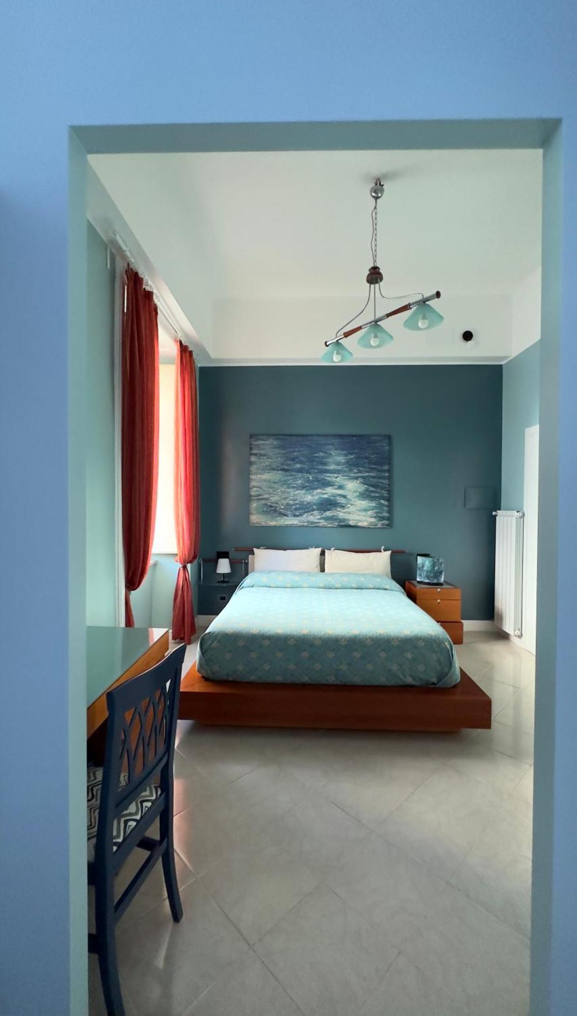 A Casa Di Mariecloude * Napoli